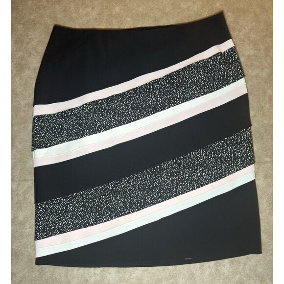 White House Black Market Dresses & Skirts - White House Black Market Black White Pink Tiered Straight Pencil Skirt Size 12
